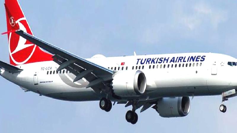 Acil iniş yapan THY uçağında 11 yaşında çocuk hayatını kaybetti