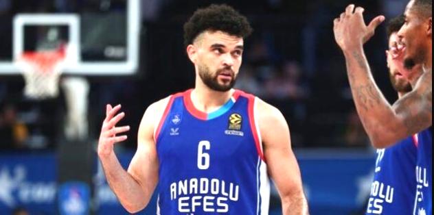 Anadolu Efes Elijah Bryant ile sözleşme uzattı!
