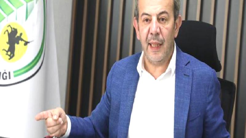 Bolu Belediye Başkanı Özcan, heykelini dikmek için Erdoğan’a mektup yazdı