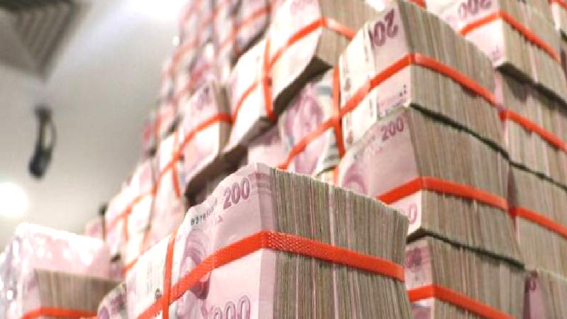 Bütçe, seçimlerin yapıldığı mayıs ayında 118,9 milyar lira fazla verdi