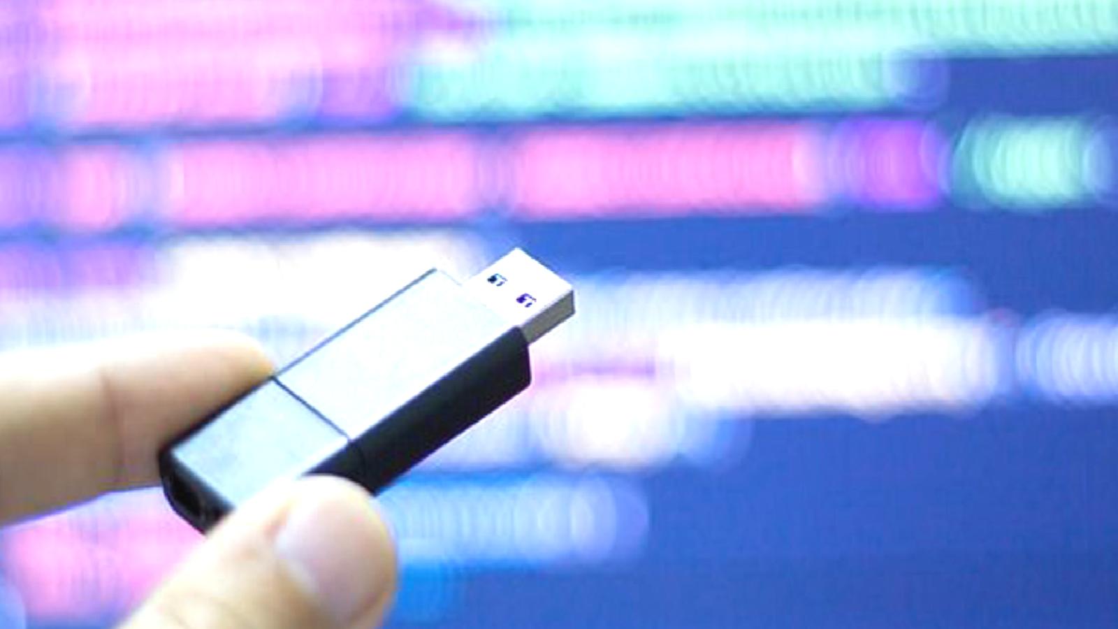 Eşini her gece verdiği uyuşturucularla uyuttu; 51’den fazla erkeği evlerine çağırarak tecavüzleri kaydetti!