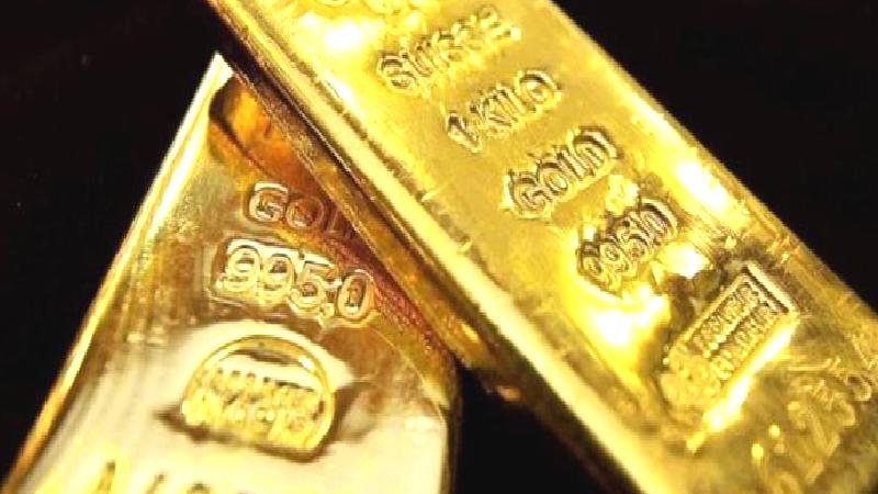 Gram altın yeni rekora yakın