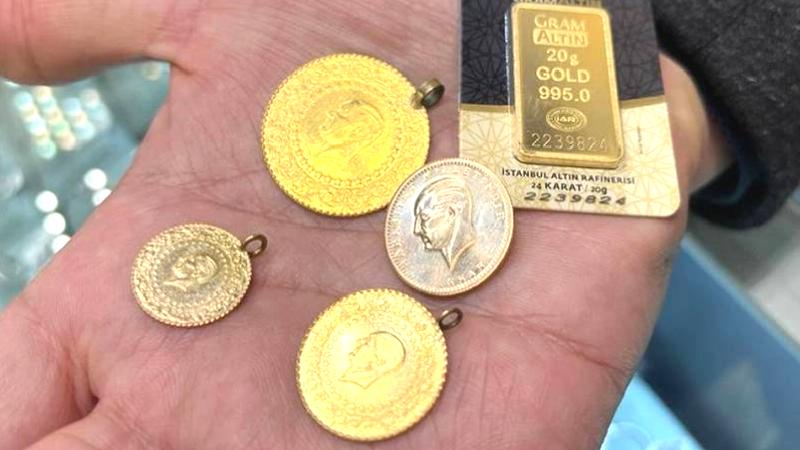 Gram altın zirvesini yeniledi