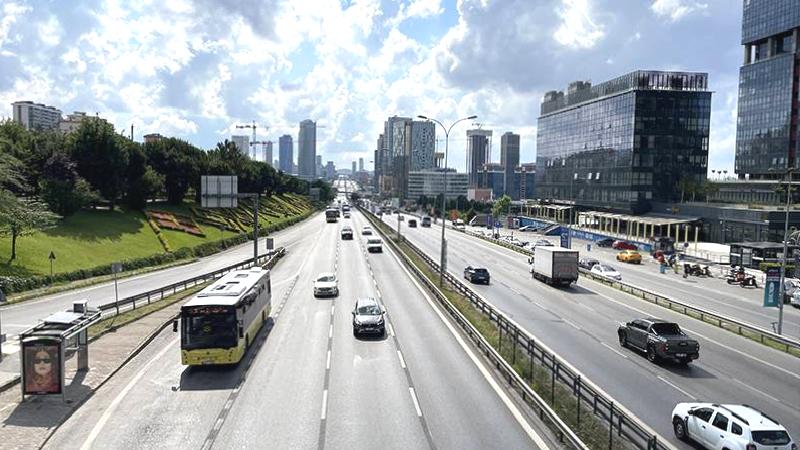 Her gün yüzde 70’ler düzeyinde olan İstanbul’da trafik yoğunluğu yüzde 2