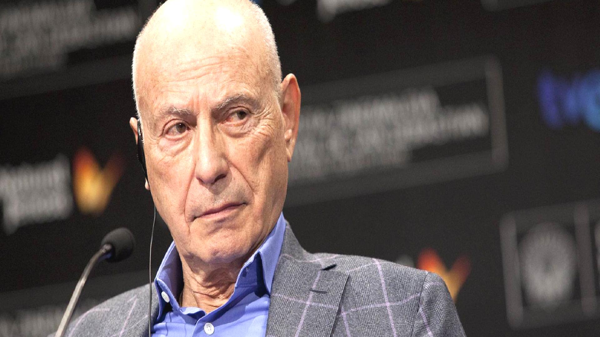 Oscar ödüllü oyuncu Alan Arkin hayatını kaybetti