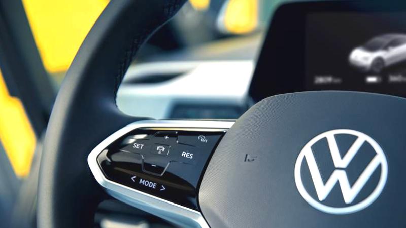 Otomobil fiyatları tırmanıyor; Volkswagen’den 17 günde 3. zam!