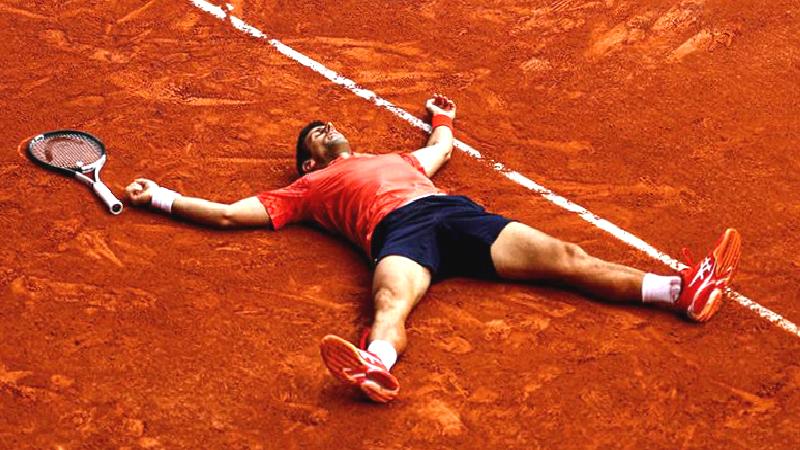 Roland Garros’ta şampiyon olan Djokovic, tarihe geçti!