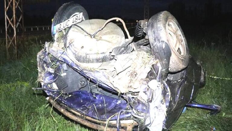 Sosyal medyadan yayın yaparken şarampole yuvarlandı; 1 ölü, 1 yaralı