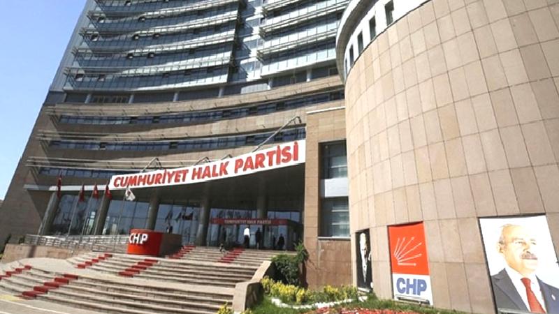 Sözcü yazarı Erkin: CHP Genel Merkezi’nde, “Kemal Bey bazı gerçekleri zamanı gelince kamuoyuyla paylaşacak” cümlesini duyuyoruz