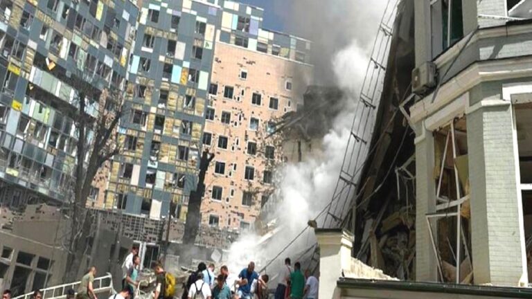 Almanya Dışişleri Bakanı Faeser, Kiev’deki çocuk hastanesine saldırıyı “savaş suçu” saydı