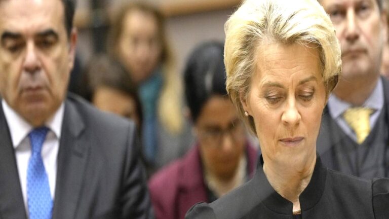 AP’de yolsuzluk iddialarıyla gündeme gelen von der Leyen’in adaylığına tepki
