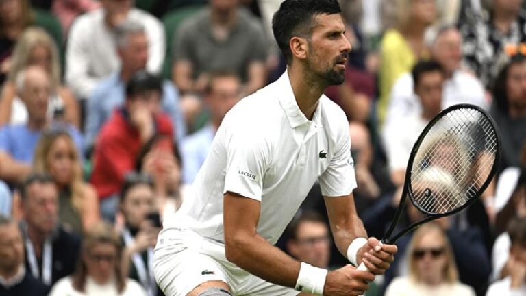 Djokovic, Wimbledon’da çeyrek finale yükseldi