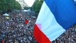 Ertuğrul Özkök: Fransa seçimleri; bu 31 Mart’ta Türkiye’de patlayan dalganın Avrupa’da sahile vurmasıdır