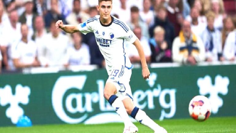 Galatasaray’ın sağ bekte yeni hedefi Elias Jelert
