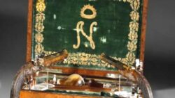 Napolyon’un iki tabancası 1,69 milyon euroya satıldı