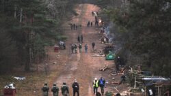 Polonya’dan Belarus sınırında özel operasyon: 17 bin asker katılacak