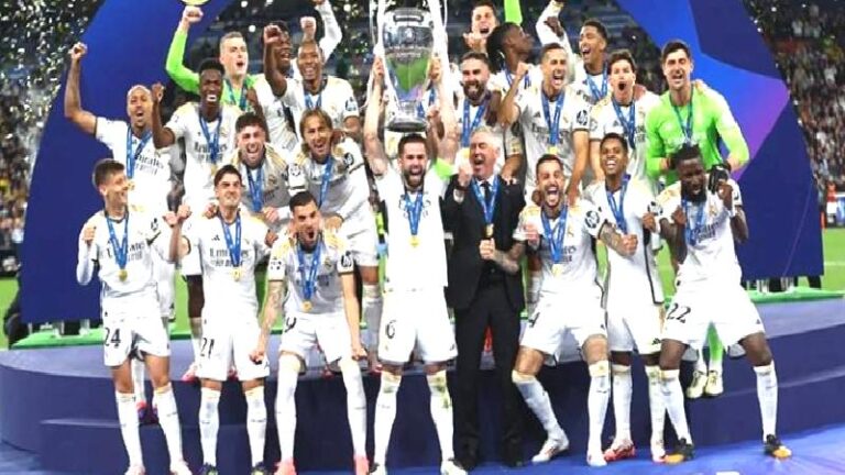Real Madrid, rekor gelirle tarihe geçti