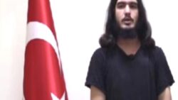 Suriye’de Türk bayrağına saldıran şahıs yakalandı