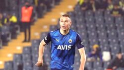 TRANSFER HABERLERİ | Trabzonspor Attila Szalai için düğmeye bastı!