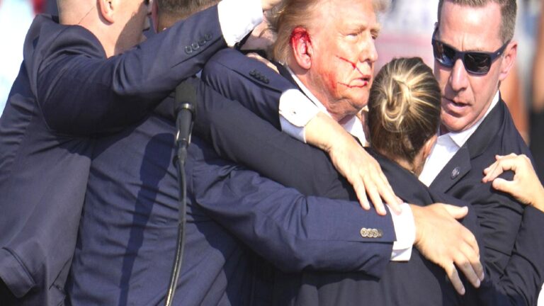 ‘Trump’a saldıran kişinin şüpheli davrandığı saldırıdan bir saat önce öğrenildi’