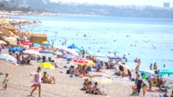 Turist sayısı ikinci çeyrekte yıllık yüzde 15 arttı