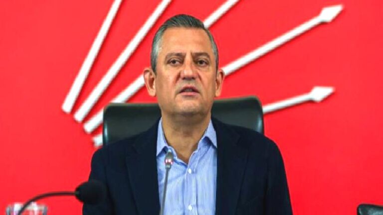 CHP Tüzük Kurultayı | İsmail Saymaz: Özgür Özel, parti içi muhalefete meydan okudu