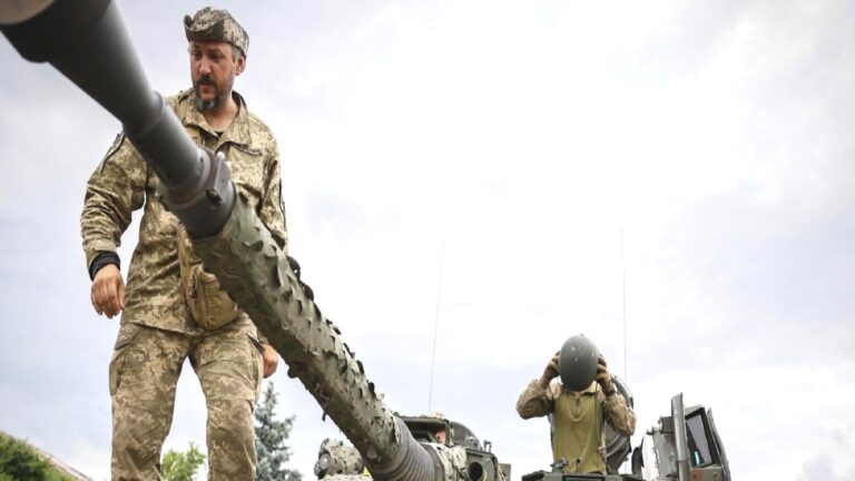 Eski CIA uzmanı: Ukrayna’daki durum Batı askeri endüstrisinin içinde bulunduğu krizi ortaya çıkardı