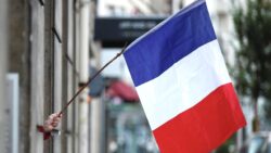 Fransa’da bir sinagogun yakınında patlama: Cumhurbaşkanı Macron, patlamayı ‘terör eylemi’ olarak adlandırdı