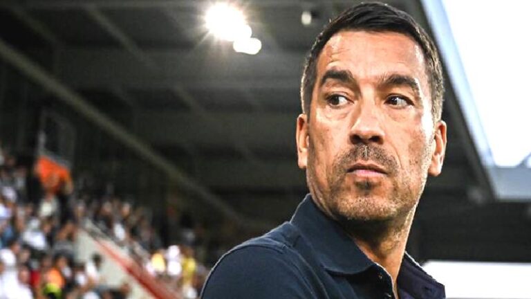 Giovanni van Bronckhorst’tan transfer mesajı