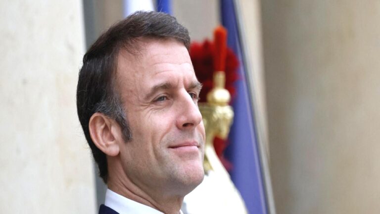 Macron’un Batı Sahra sorununa yeni yaklaşımı içeride tepki topladı