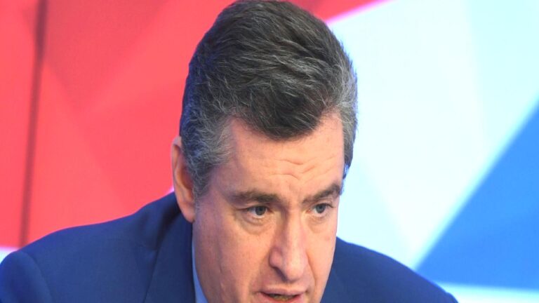Rus vekil Slutskiy: ABD Venezüella’daki protestoların organizatörü olduğunu kabul etti
