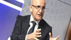 Bakan Şimşek: 57 milyar dolarlık cari açığı, 19 milyar dolar civarına indirdik, risk primimizdeki düşüş de ülkelere göre çok daha iyi