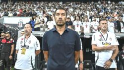Beşiktaş’ta Giovanni Van Bronckhorst farkı!