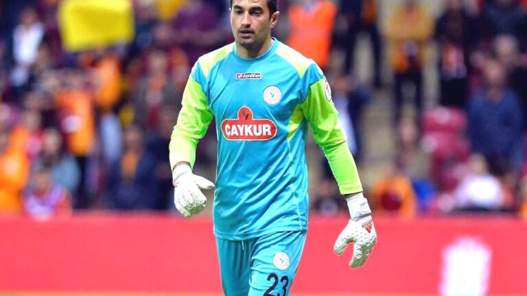 Çaykur Rizespor Gökhan Akkan’la yollarını ayırdı