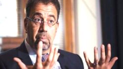 Daron Acemoğlu: Sağlıklı büyüme için ücretlerin artması lazım