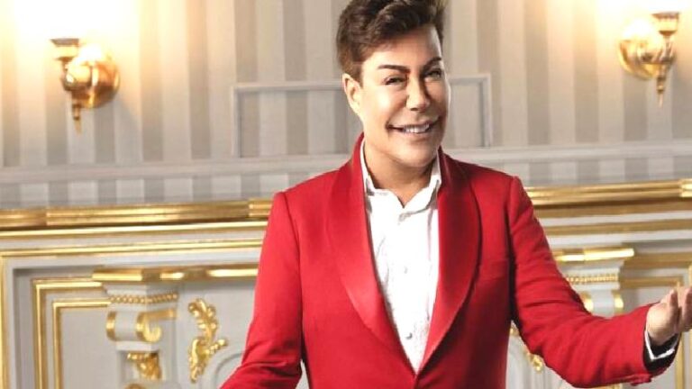 Fatih Ürek havalimanında saldırıya uğradı