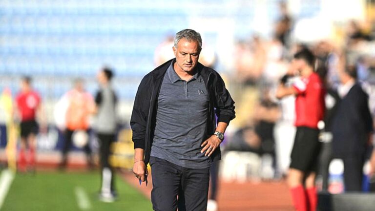 Jose Mourinho Kasımpaşa maçı sonrası galibiyeti değerlendirdi