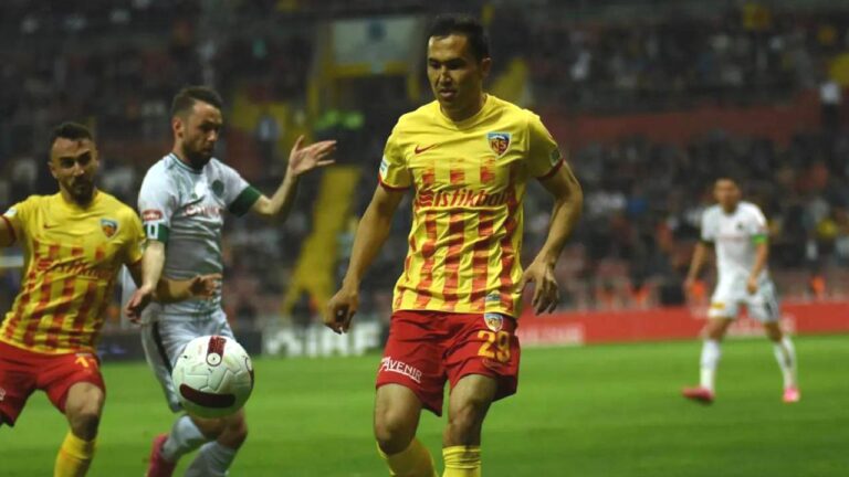 Kayserispor’da Otabek Shukurov ile yollar ayrıldı