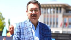 Melih Gökçek’in mal varlığına ihtiyati haciz konuldu, banka kartları bloke edildi