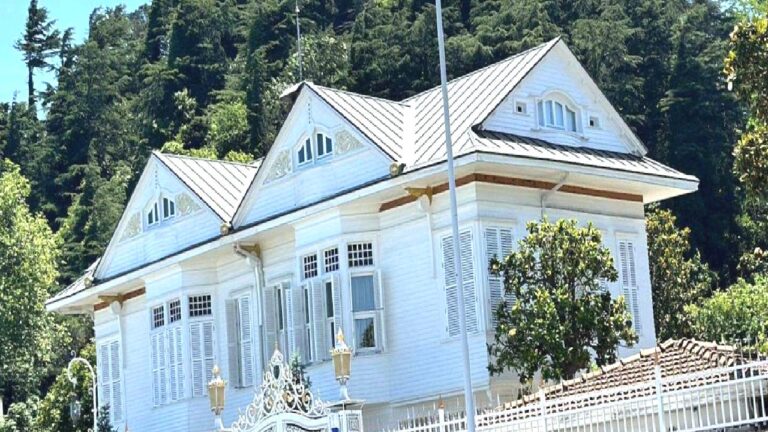 Memduh Paşa Yalısı’ndaki milyonlarca liralık soygunun ardındaki sır: 115 milyon lira ve altınlar nerede?