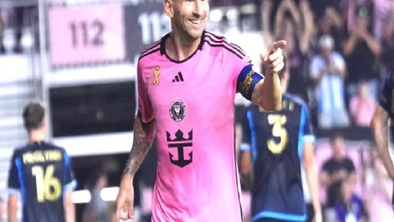Messi’den hakeme ağır sözler: Sen tam bir baş belasısın