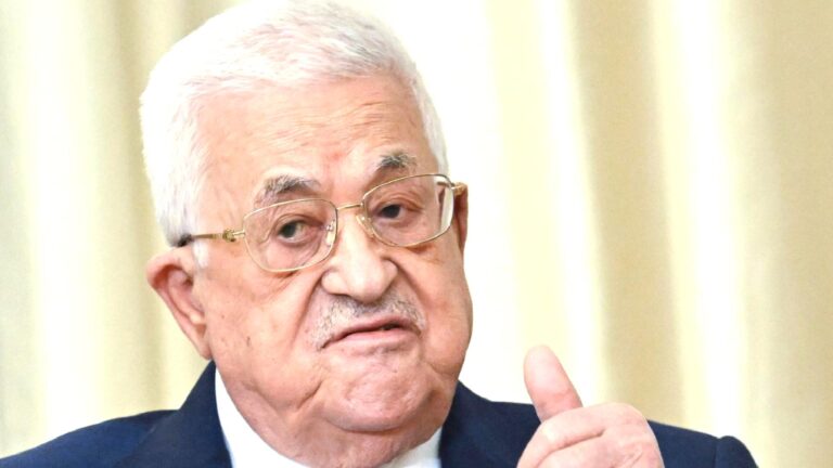 New York’ta liderlerle görüşen Mahmud Abbas destek istedi