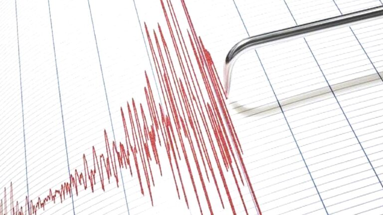Papua Yeni Gine’de deprem