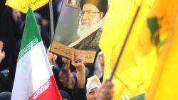 Tahran’da binlerce kişi İsrail’i protesto etti: ‘Seyyid Ali, Tel Aviv’i vur’