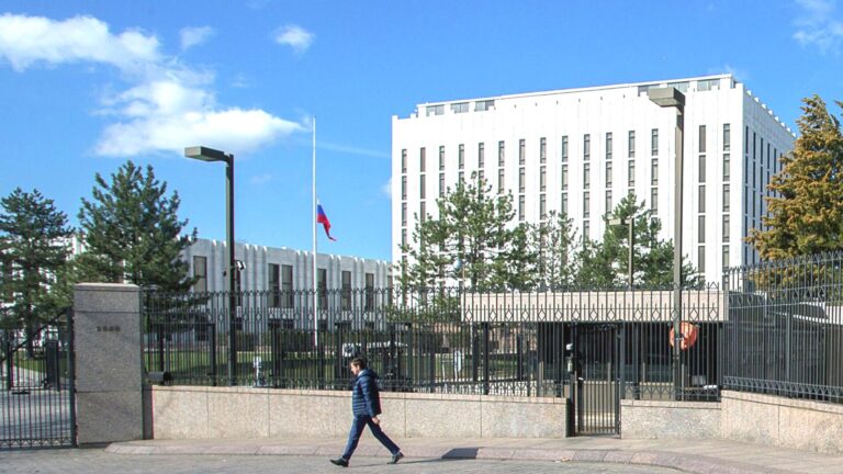 ‘ABD’nin Rusya’nın varlıklarından Ukrayna’ya kredi vermesi hırsızlık’