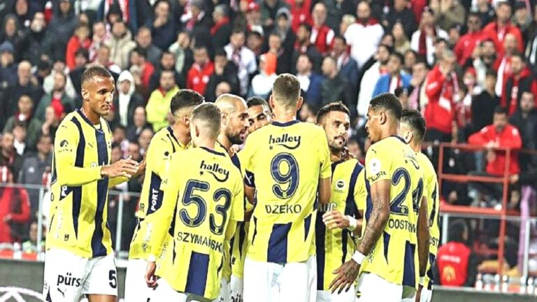 Fenerbahçe’de sakatlık şoku! Yıldız isim oyuna devam edemedi