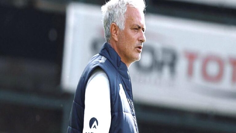 Fenerbahçe’nin Manchester United maçı hazırlıkları başladı