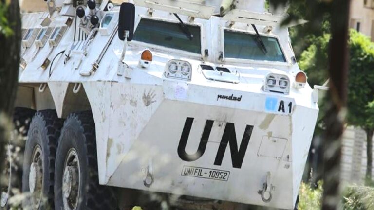 İsrail ordusuna ait tank UNIFIL’e ait gözetleme kulesini vurdu