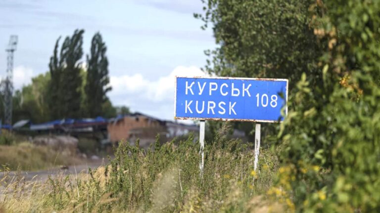 Kursk bölgesi sakini, Ukrayna ordusunun bombardımanı sırasında kızını vücuduyla korurken hayatını kaybetti