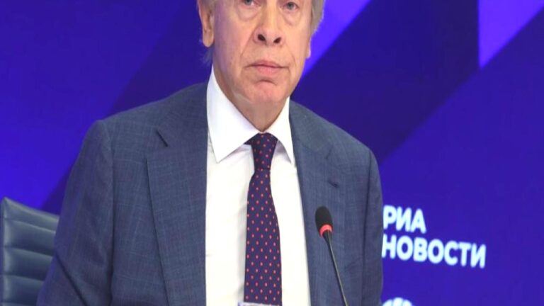 Puşkov: Macron ve Starmer benzeri neoliberaller, büyük göç dalgalarıyla Batı Avrupa’yı yok ediyor